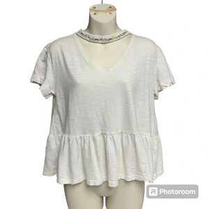True Craft size small off white scoop neck babydoll shirt would fit up